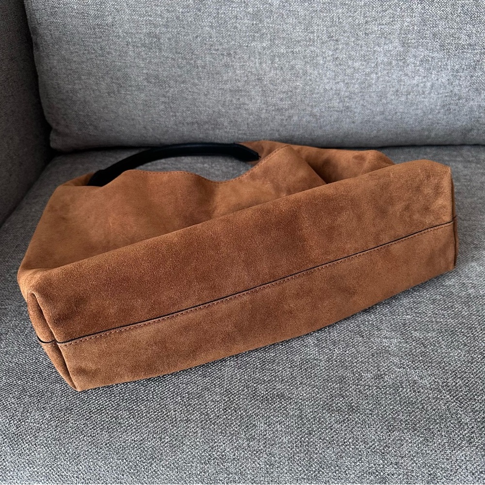 NWT Madewell Mylie Suede Shoulder Bag - Picture 4 of 5